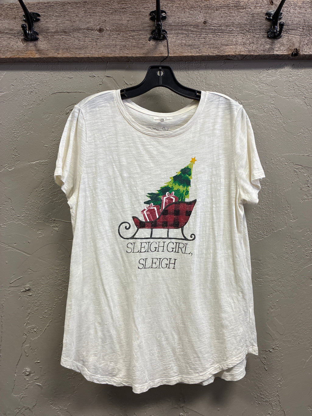 Sleigh Girl, Sleigh Tee