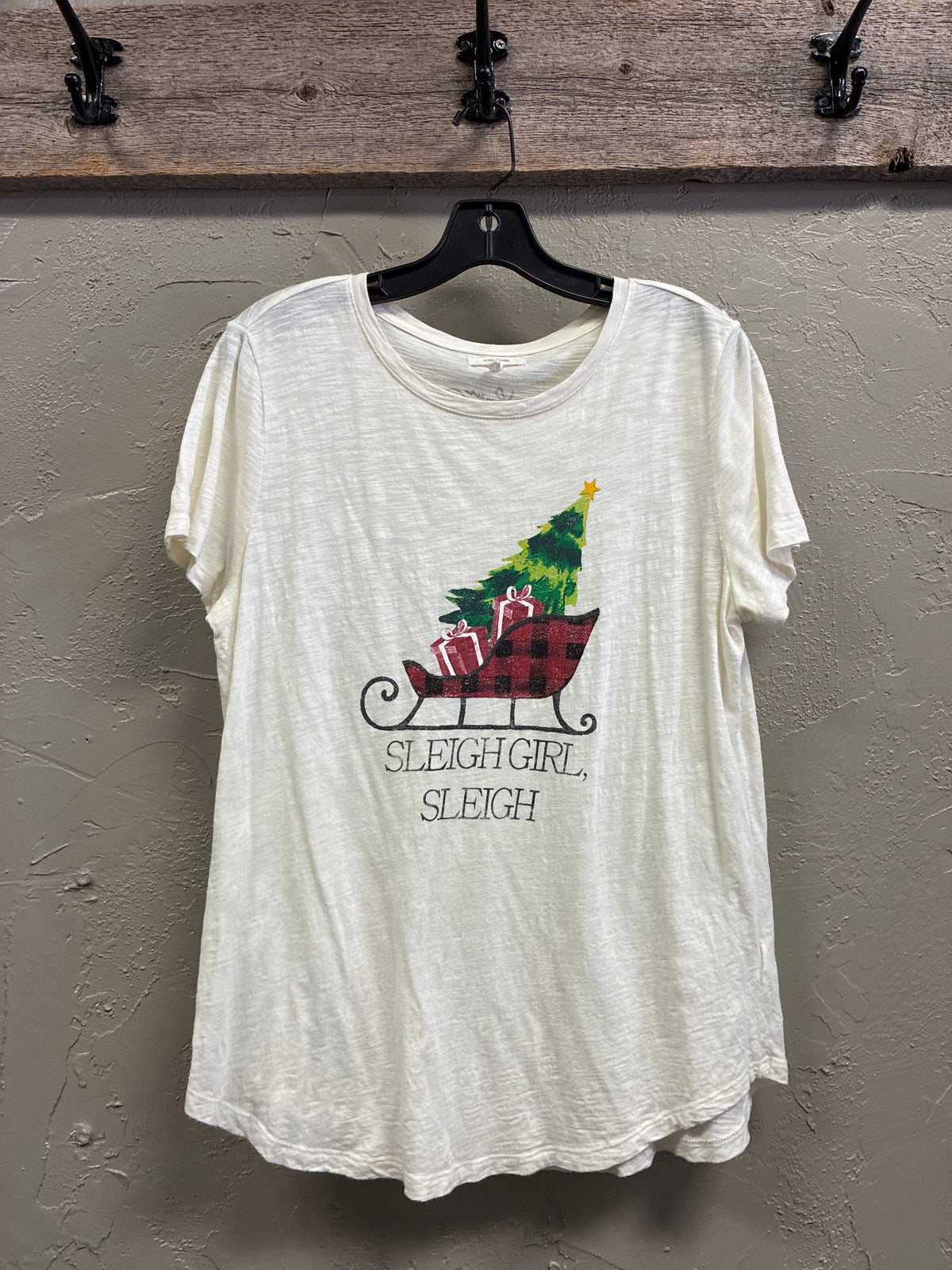 Sleigh Girl, Sleigh Tee