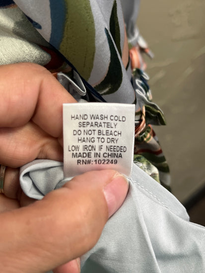 569281