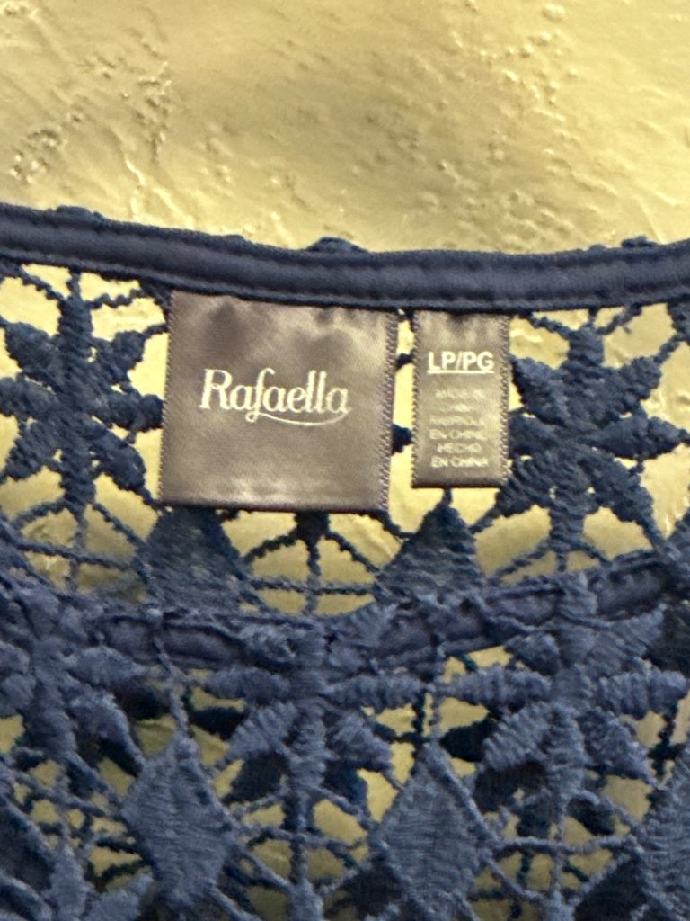 592740
