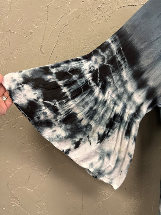 592850