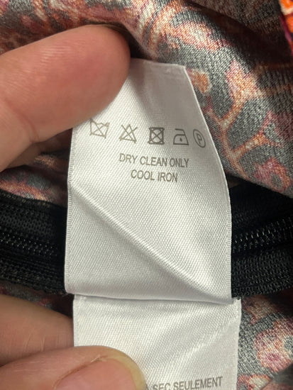 576678