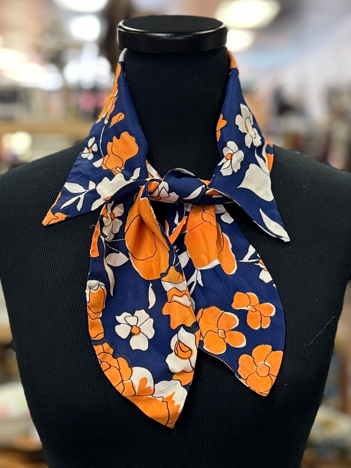 VINTAGE SCARVES