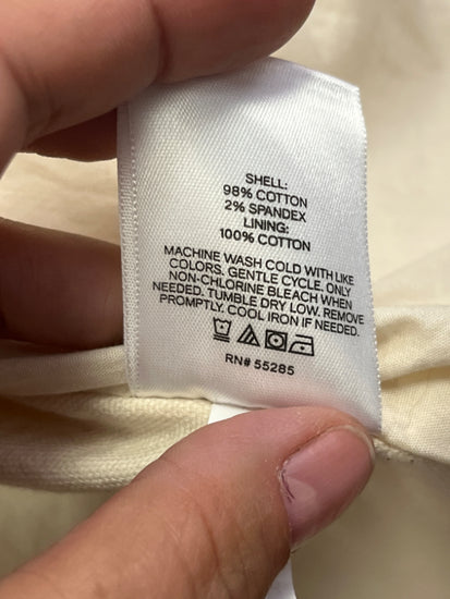 568256