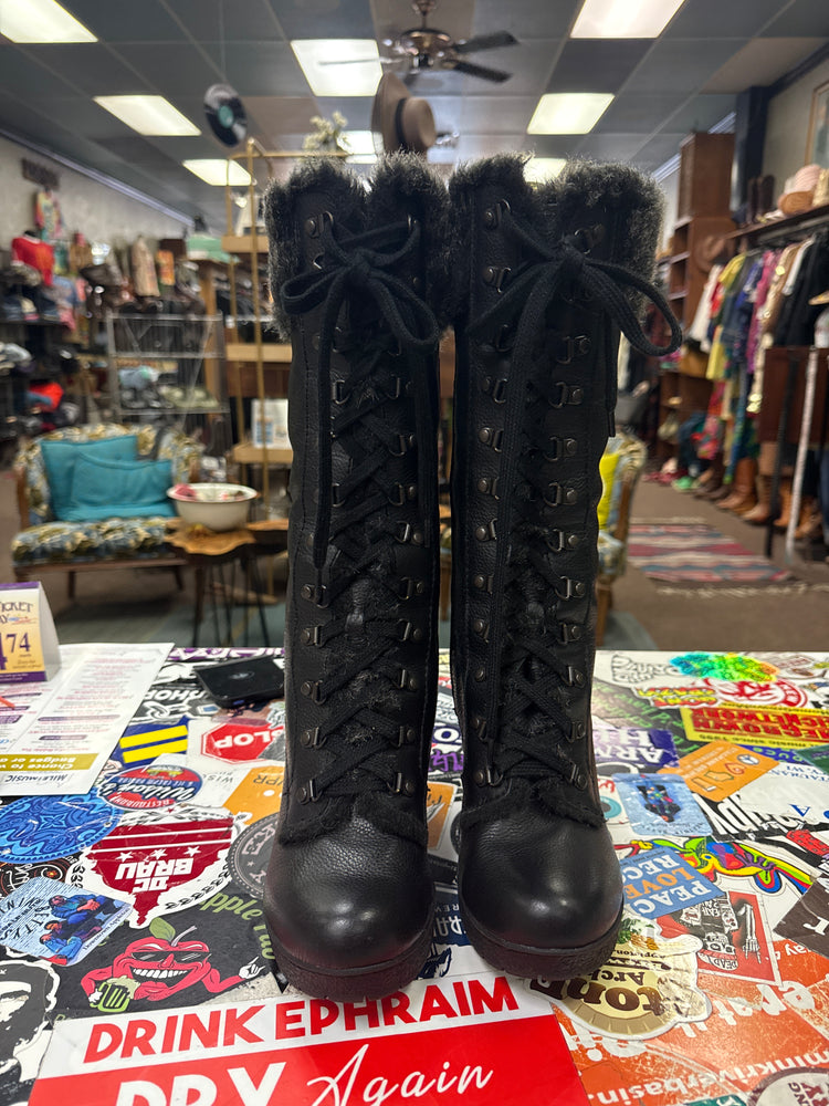 BOC FAUX FUR LINED LEATHER BOOTS (org$210)