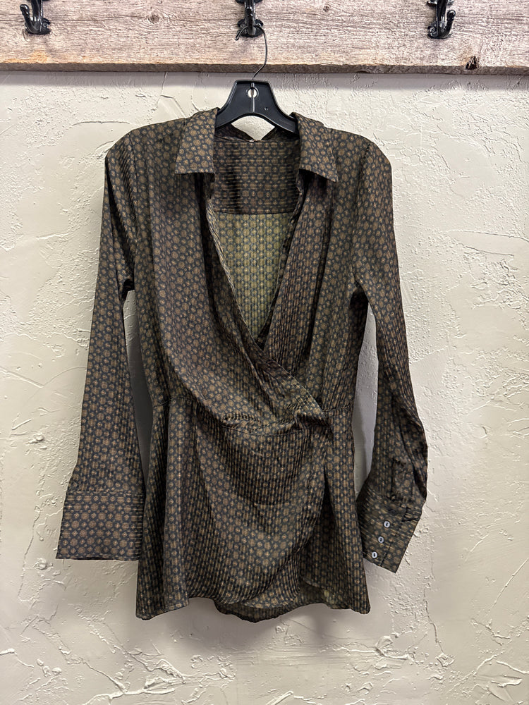FREE PEOPLE WRAP TOP (org$98)