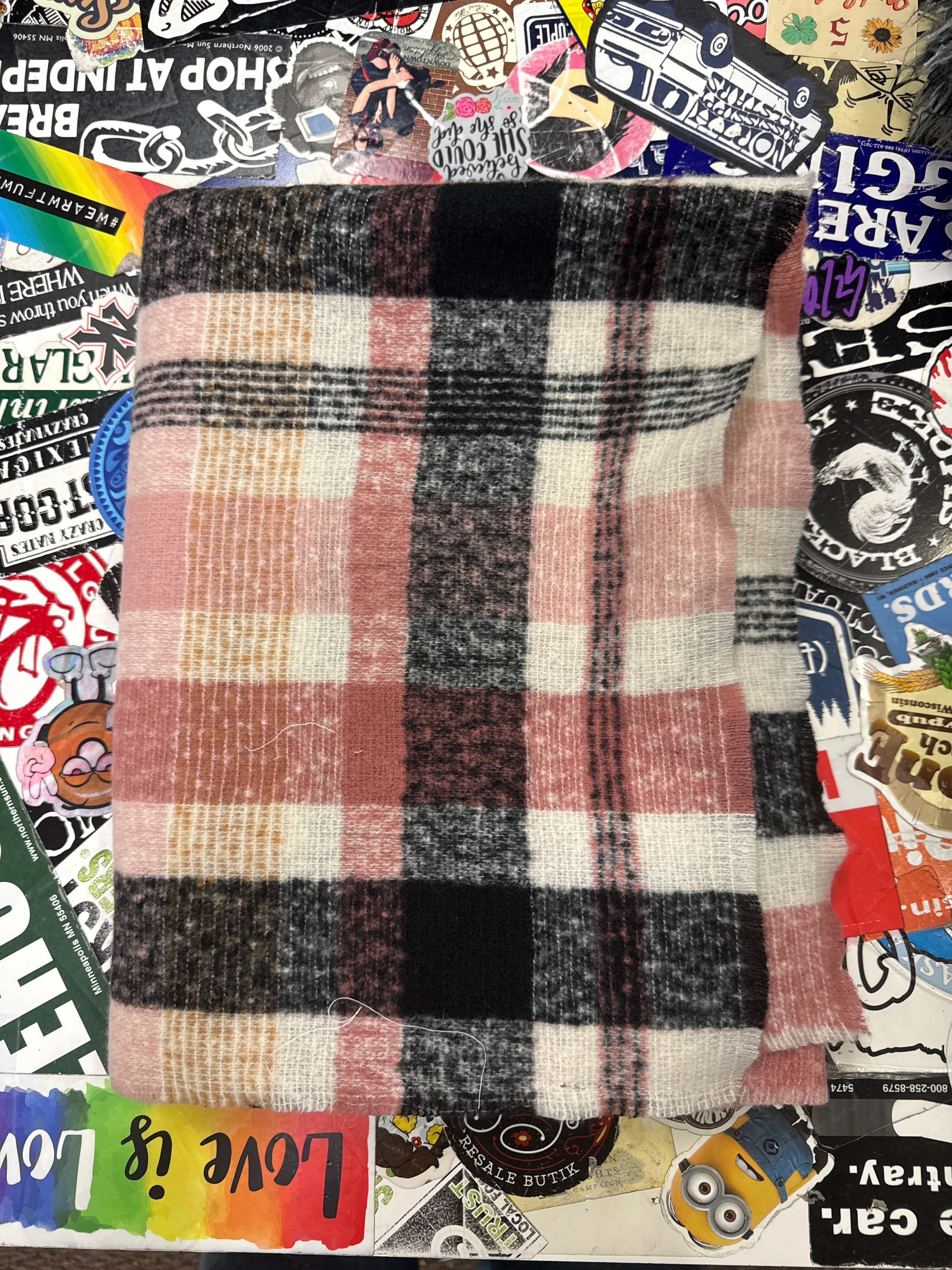 BLANKET SCARVES
