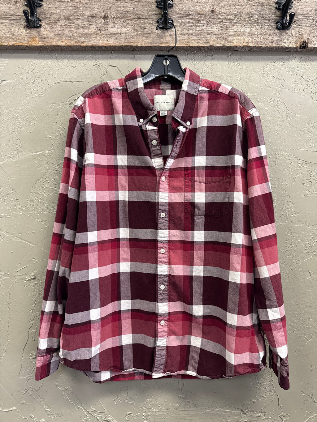 AMERICAN EAGLE SUPER SOFT SHIRT